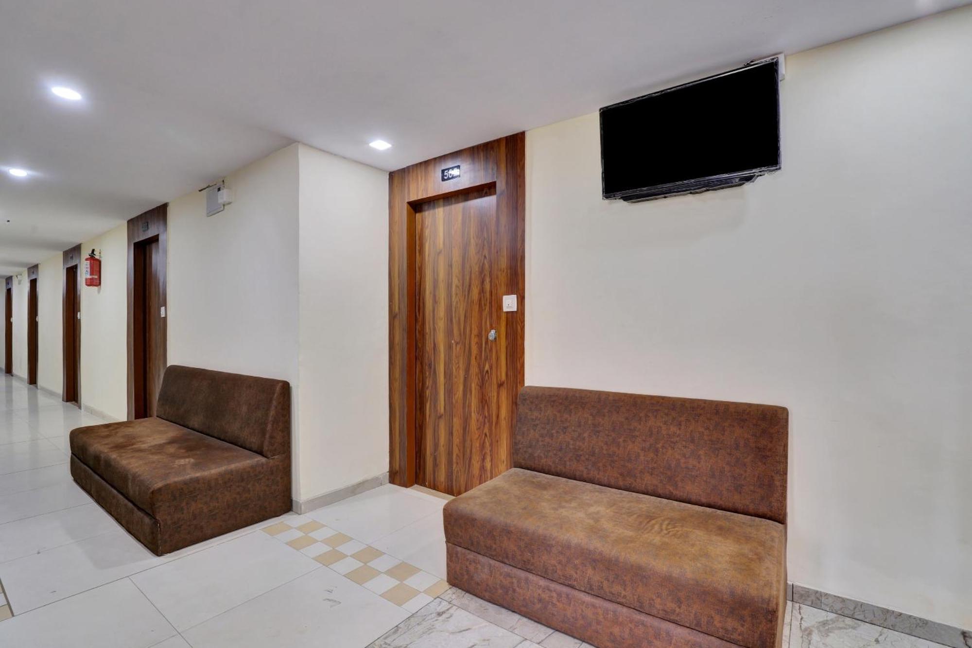 Hotel O Neelkamal Ahmedabad Exterior photo